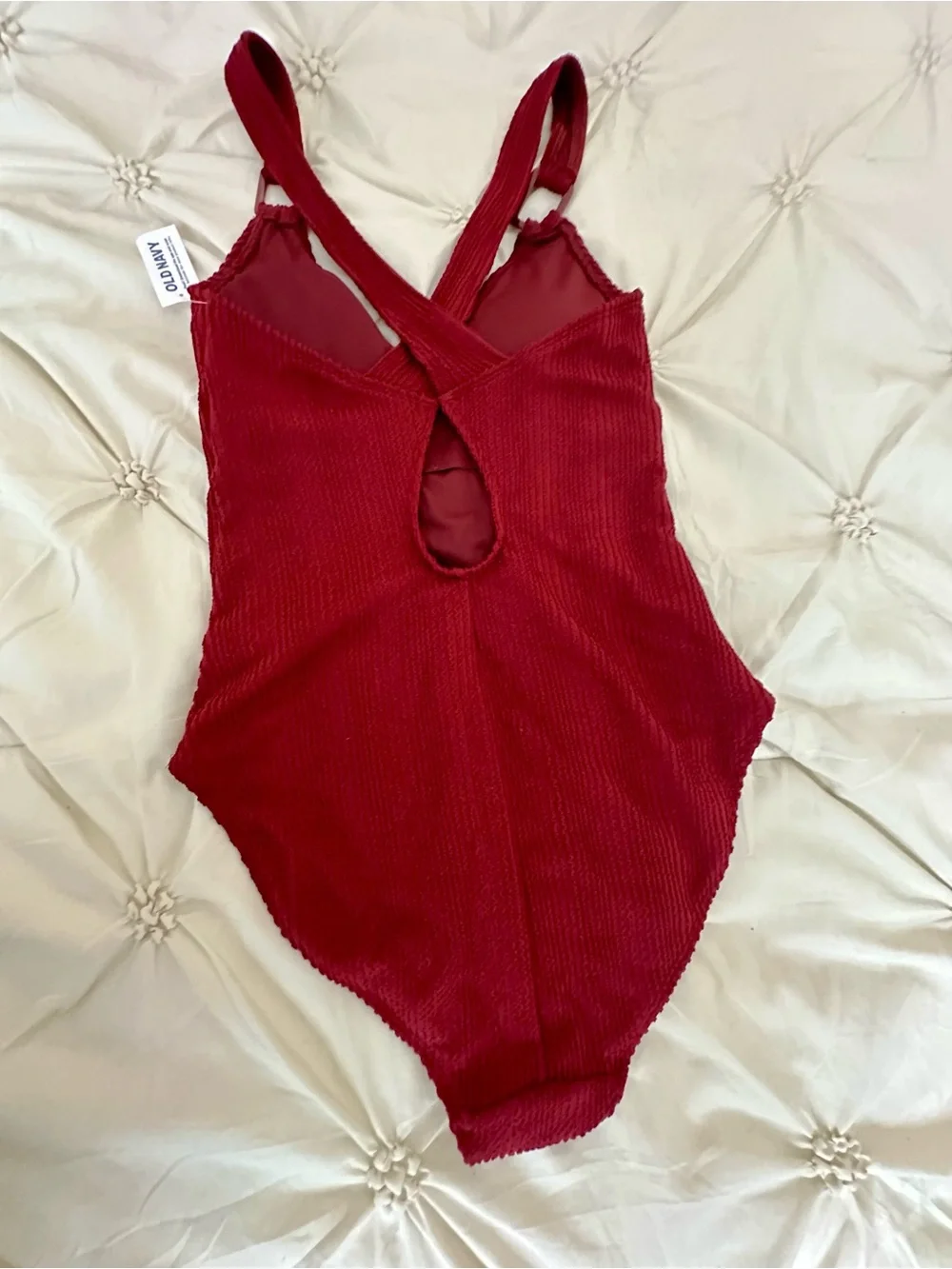 ✨ Old Navy Red Textured One Piece Swimsuit NWT Size M Resort Chic Style
